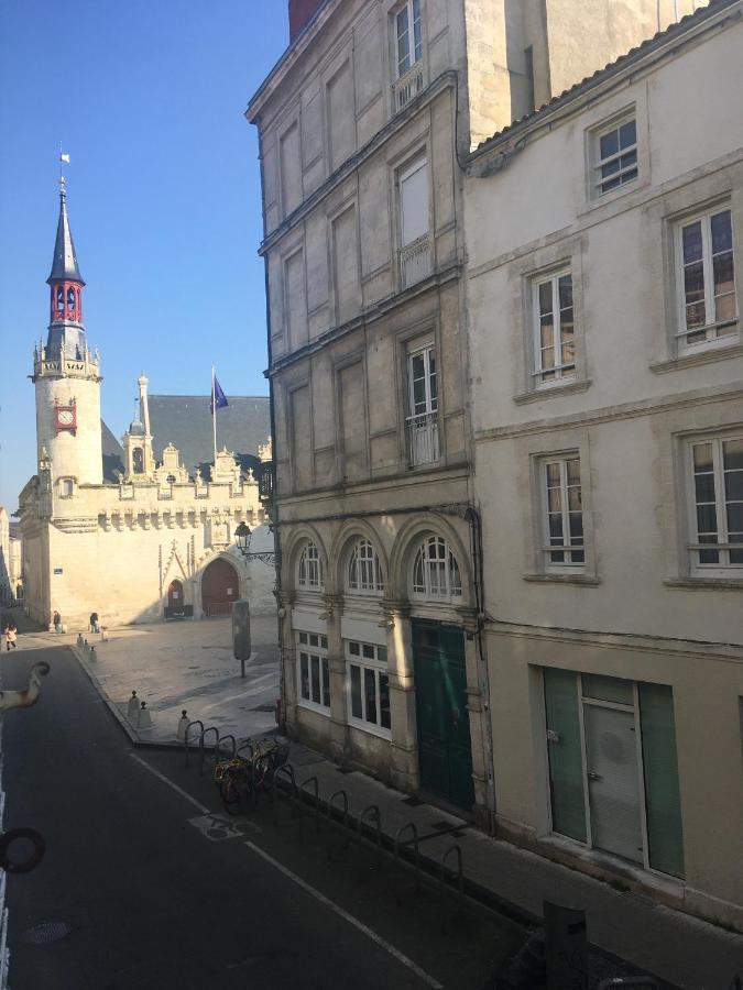 Hotel De Ville 3 Et Parking La Rochelle  Exteriér fotografie